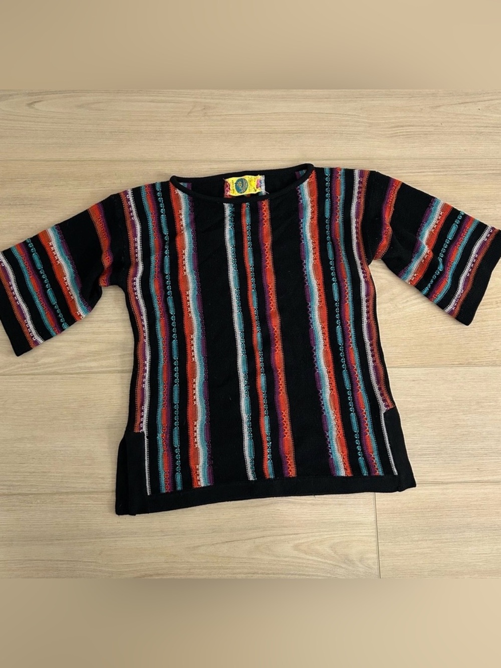 Vintage Coogi-Style Beewear
Sportswear Short Sleeve
Sweater